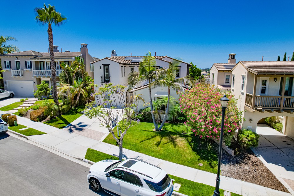 Virtual tour photo 7 of 38 for 5804 Blazing Star Ln