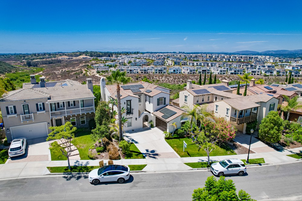 Virtual tour photo 35 of 38 for 5804 Blazing Star Ln