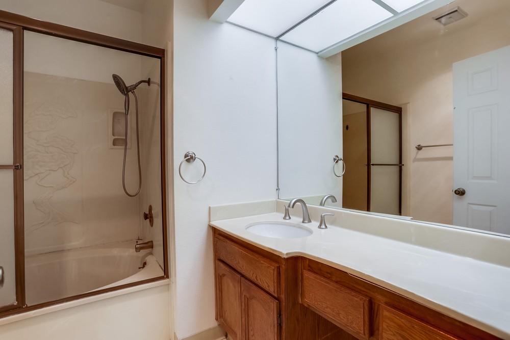 Virtual tour photo 32 of 36 for 5805 Friars Rd APT 2306