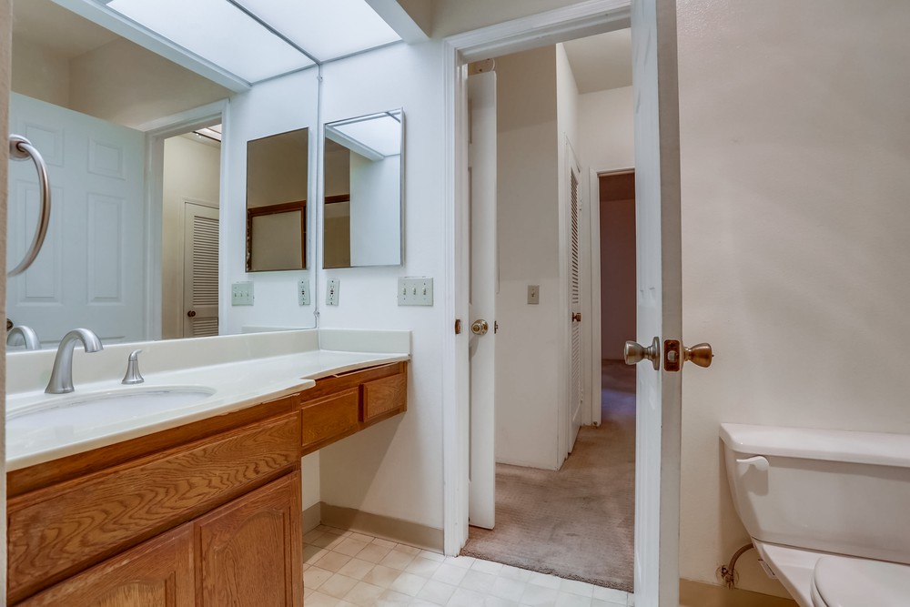 Virtual tour photo 34 of 36 for 5805 Friars Rd APT 2306