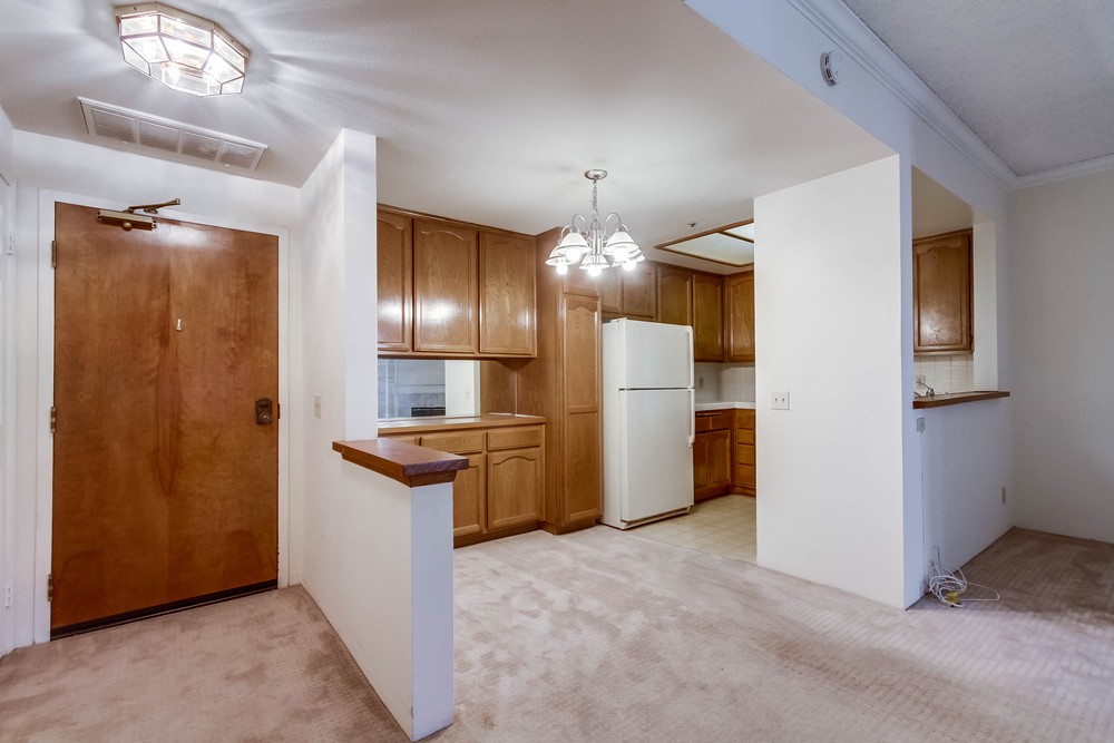 Virtual tour photo 7 of 34 for 5805 Friars Rd APT 2306
