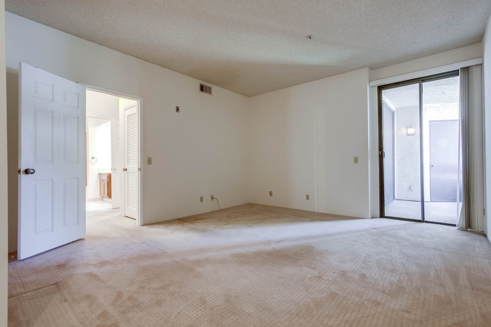 Virtual tour photo 21 of 34 for 5805 Friars Rd APT 2306