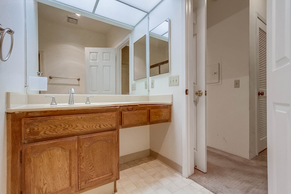 Virtual tour photo 25 of 34 for 5805 Friars Rd APT 2306