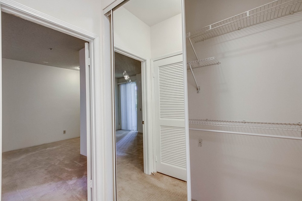 Virtual tour photo 26 of 34 for 5805 Friars Rd APT 2306