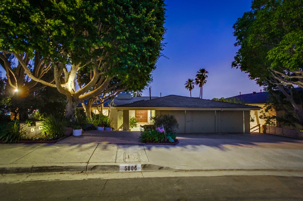 Virtual tour photo 1 of 90 for 5806 Ridgemoor Drive