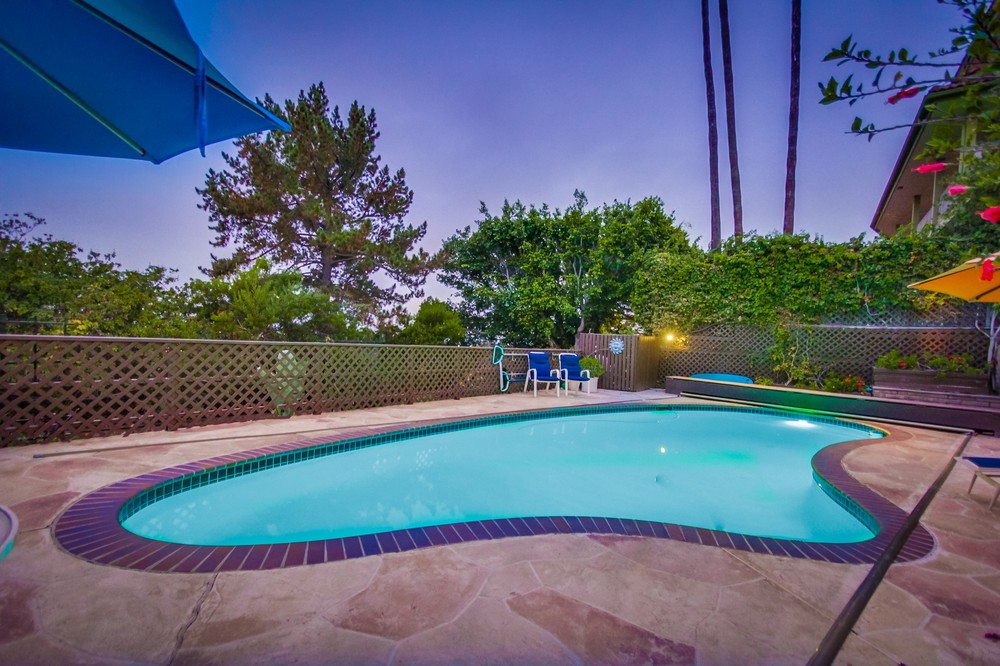 Virtual tour photo 8 of 90 for 5806 Ridgemoor Drive
