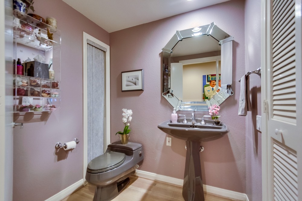 Virtual tour photo 27 of 90 for 5806 Ridgemoor Drive