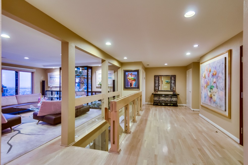 Virtual tour photo 28 of 90 for 5806 Ridgemoor Drive