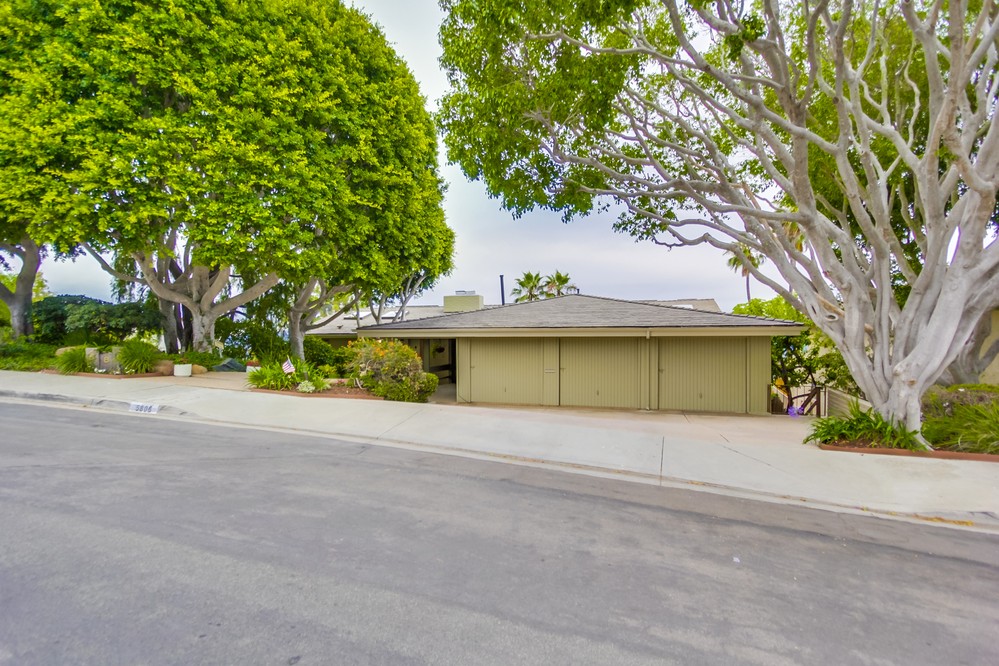 Virtual tour photo 81 of 90 for 5806 Ridgemoor Drive