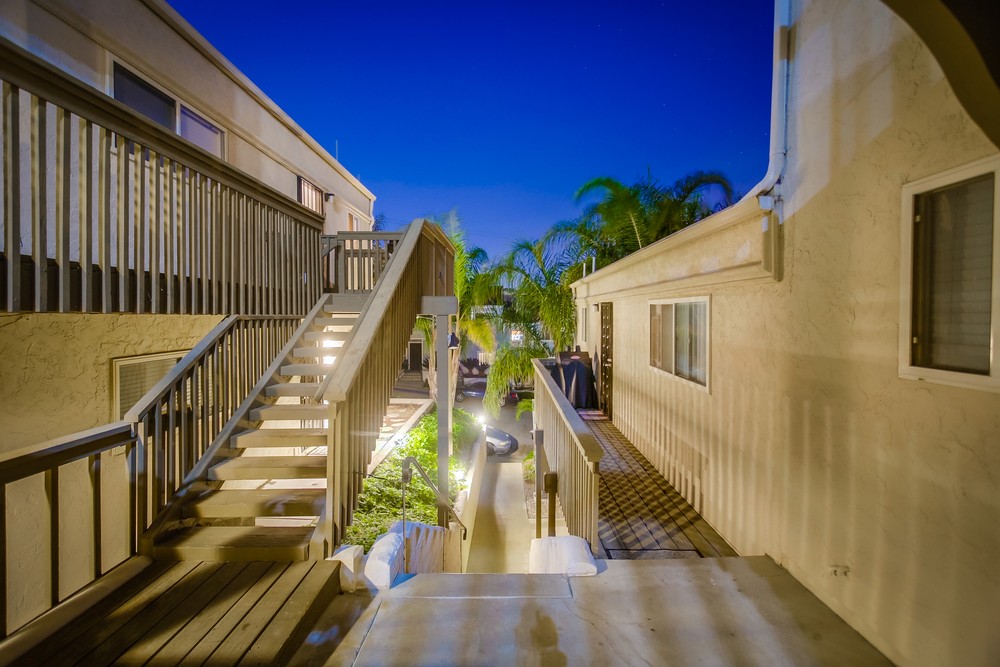 Virtual tour photo 7 of 77 for 5810 Riley St #7