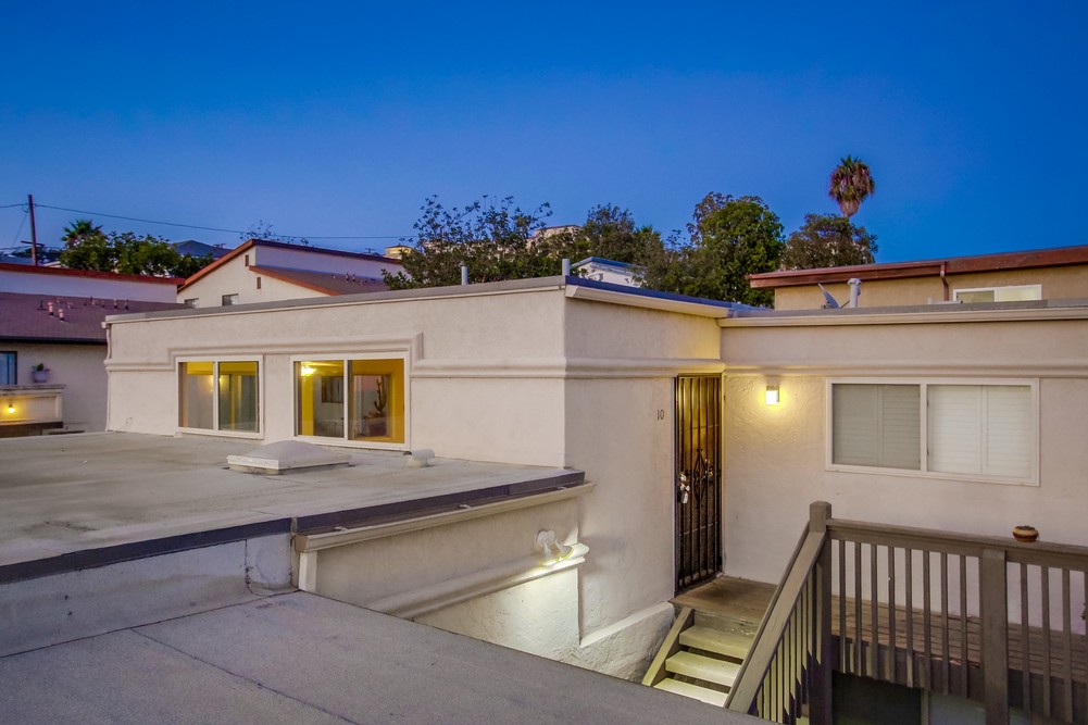 Virtual tour photo 10 of 77 for 5810 Riley St #7