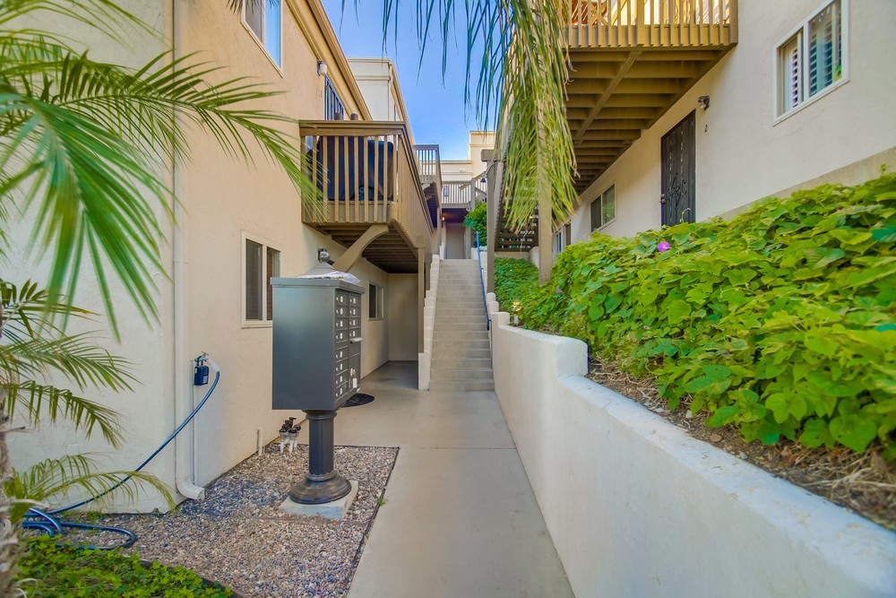 Virtual tour photo 58 of 77 for 5810 Riley St #7