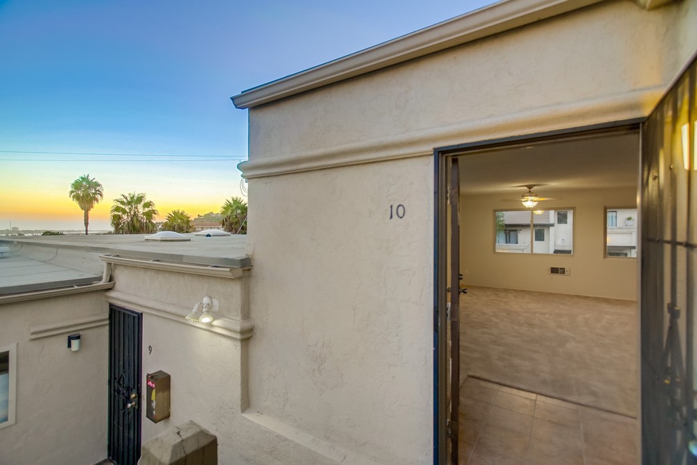 Virtual tour photo 61 of 77 for 5810 Riley St #7