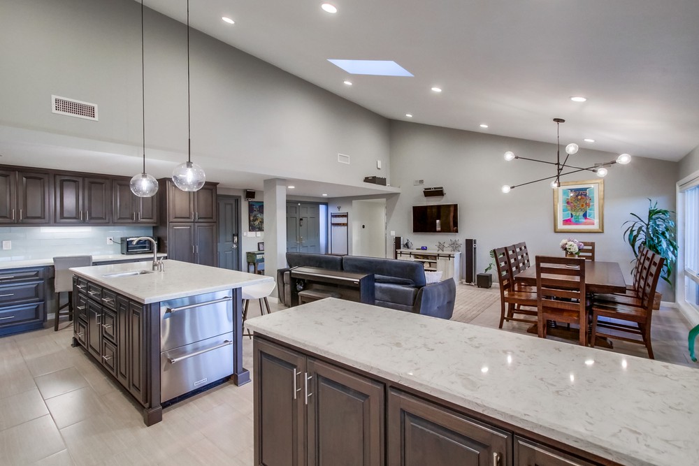 Virtual tour photo 24 of 65 for 5818 Mott St