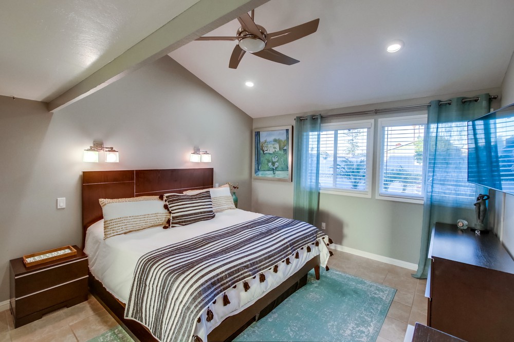 Virtual tour photo 31 of 65 for 5818 Mott St