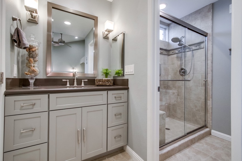Virtual tour photo 35 of 65 for 5818 Mott St