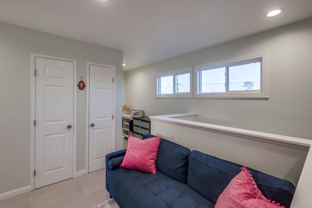 Virtual tour photo 45 of 65 for 5818 Mott St