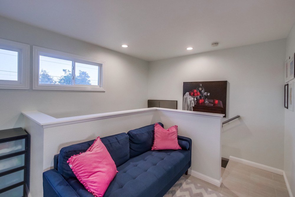 Virtual tour photo 46 of 65 for 5818 Mott St