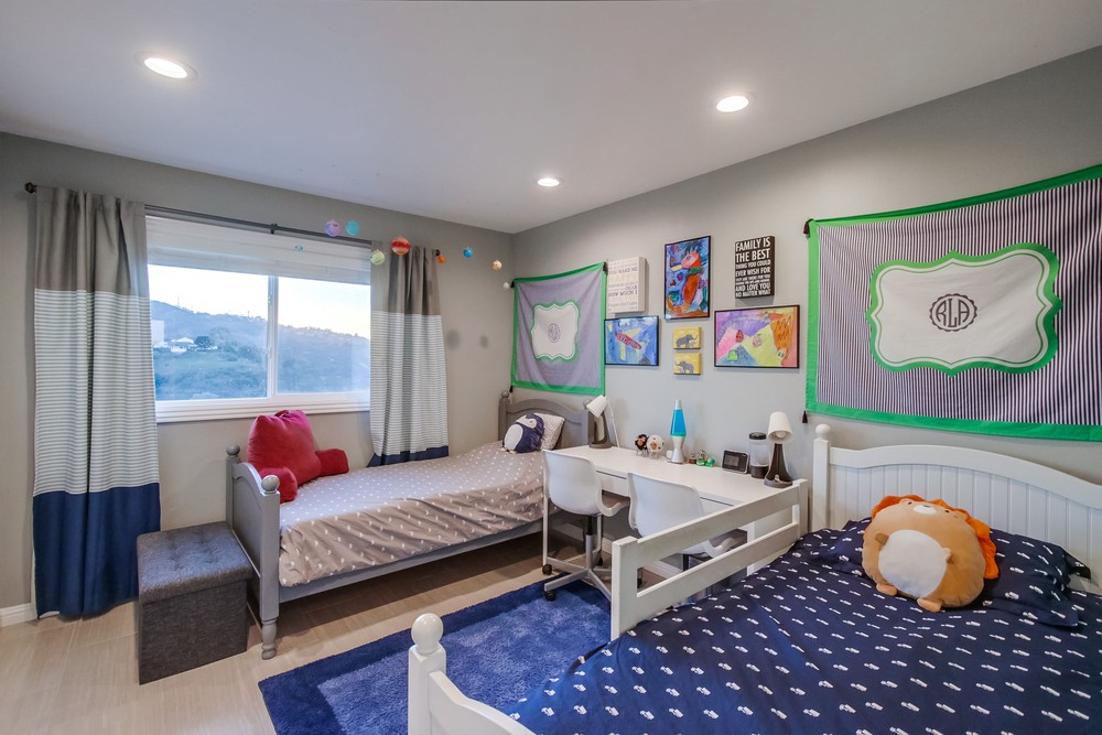 Virtual tour photo 47 of 65 for 5818 Mott St