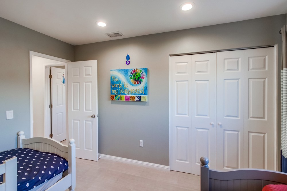 Virtual tour photo 48 of 65 for 5818 Mott St