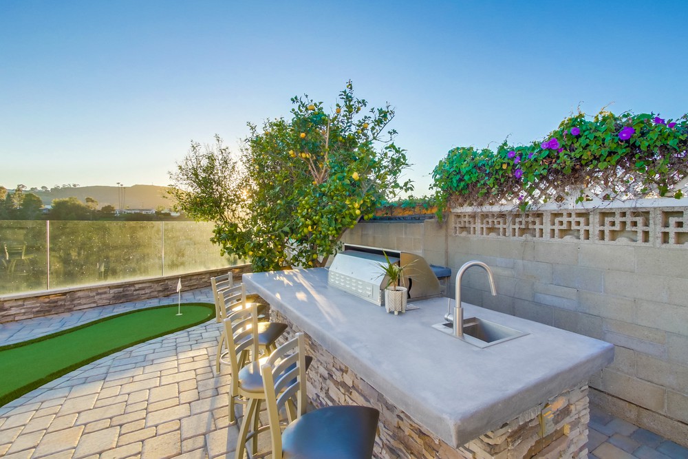 Virtual tour photo 63 of 65 for 5818 Mott St
