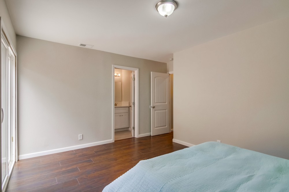 Virtual tour photo 32 of 49 for 5825 Cervantes Ave