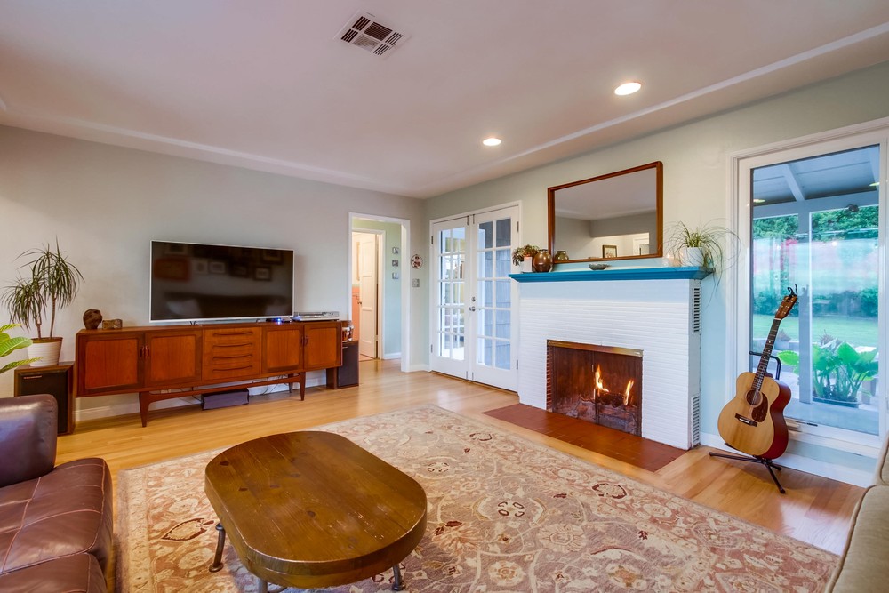 Virtual tour photo 12 of 60 for 5834 Adelaide Ave