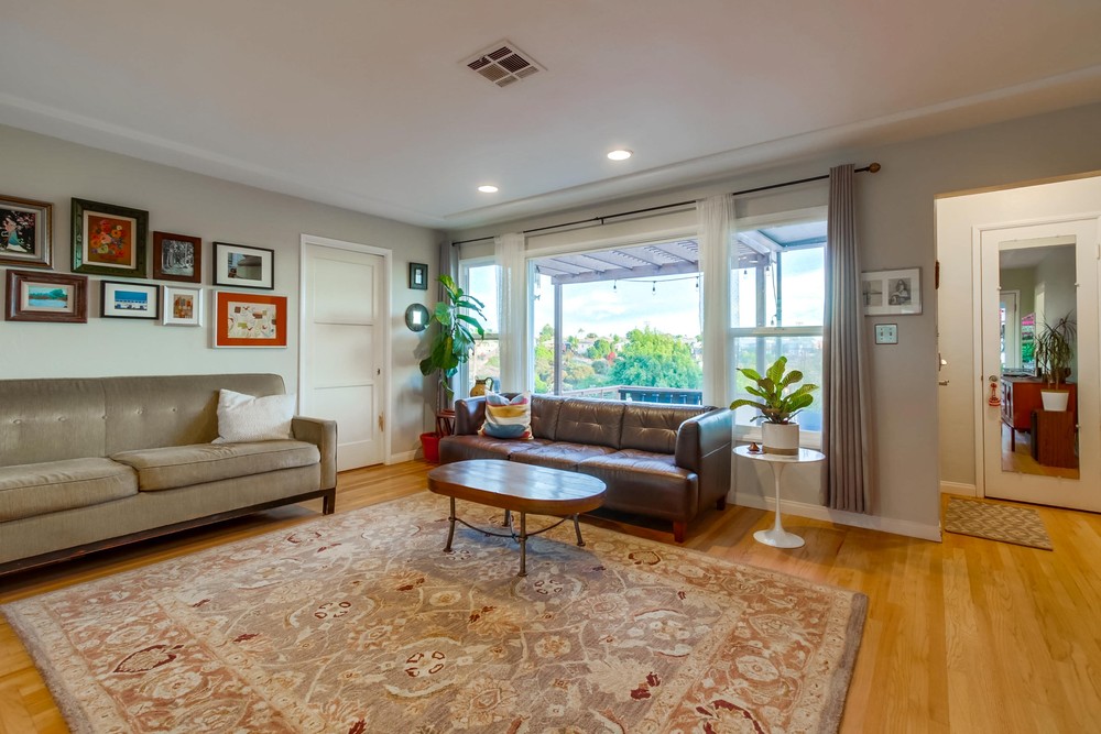 Virtual tour photo 14 of 60 for 5834 Adelaide Ave