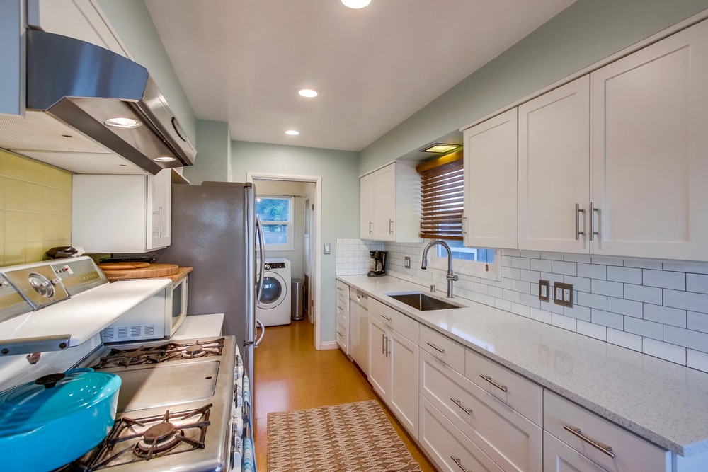 Virtual tour photo 21 of 60 for 5834 Adelaide Ave