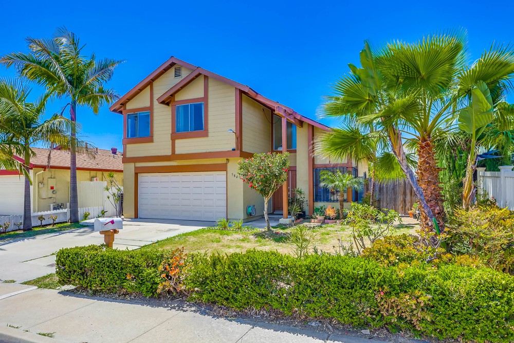 Virtual tour photo 4 of 37 for 584 Parkwood Dr