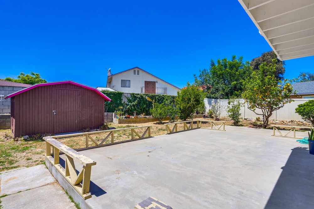 Virtual tour photo 34 of 37 for 584 Parkwood Dr