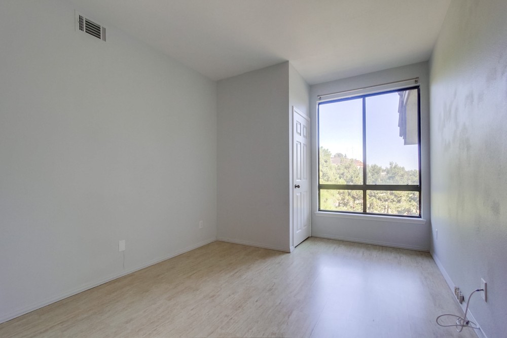 Virtual tour photo 37 of 57 for 5845 Friars Rd APT 1412