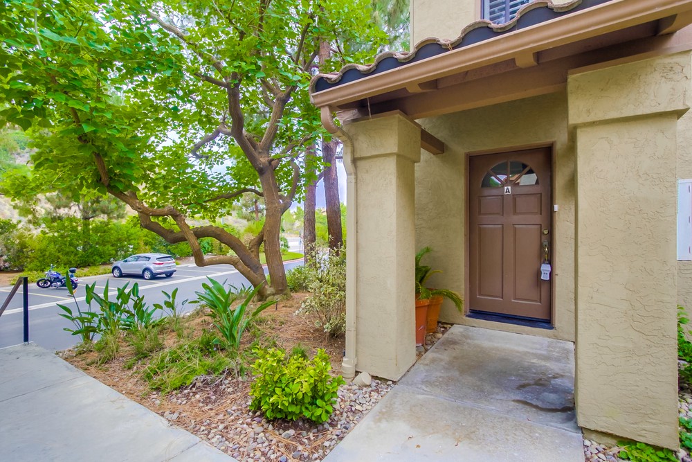 Virtual tour photo 5 of 42 for 5846 Mission Center Rd a