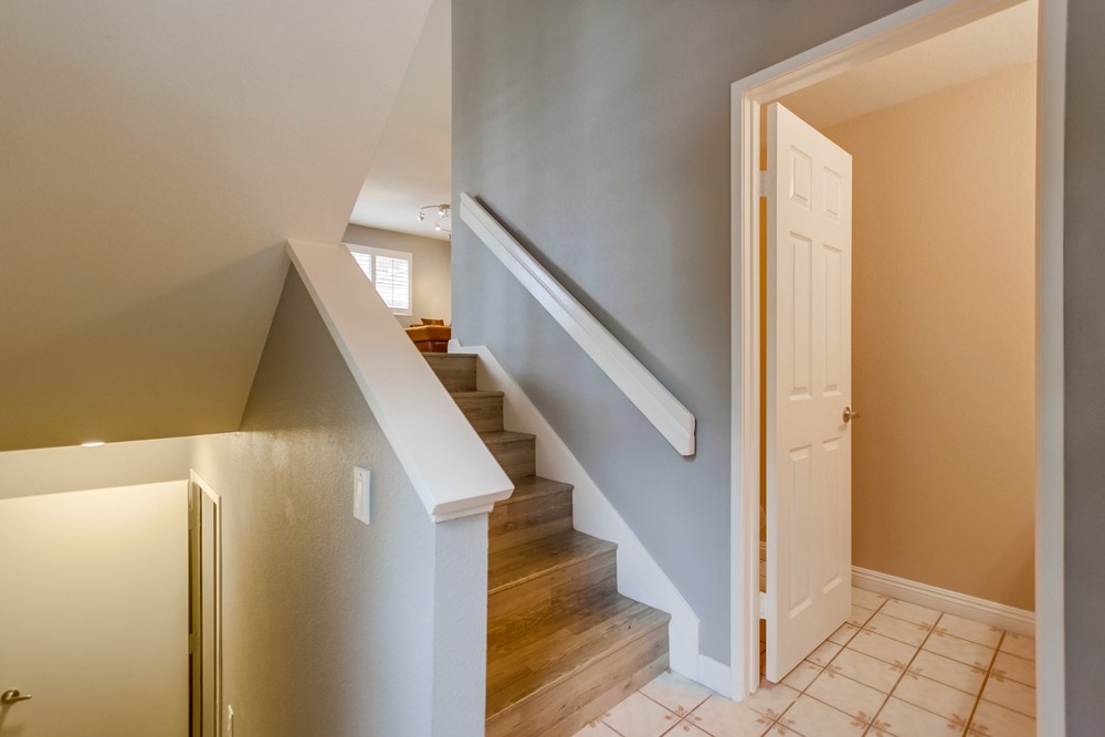 Virtual tour photo 6 of 42 for 5846 Mission Center Rd a