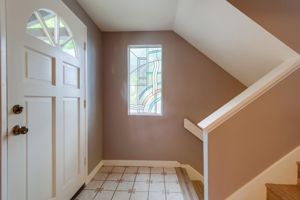 Virtual tour photo 7 of 42 for 5846 Mission Center Rd a