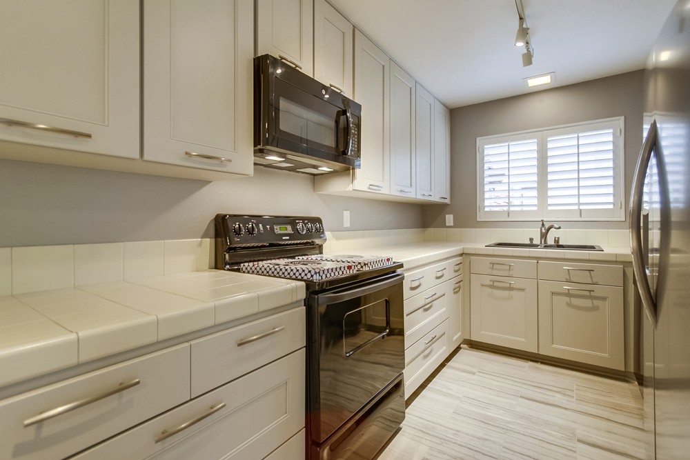 Virtual tour photo 14 of 42 for 5846 Mission Center Rd a
