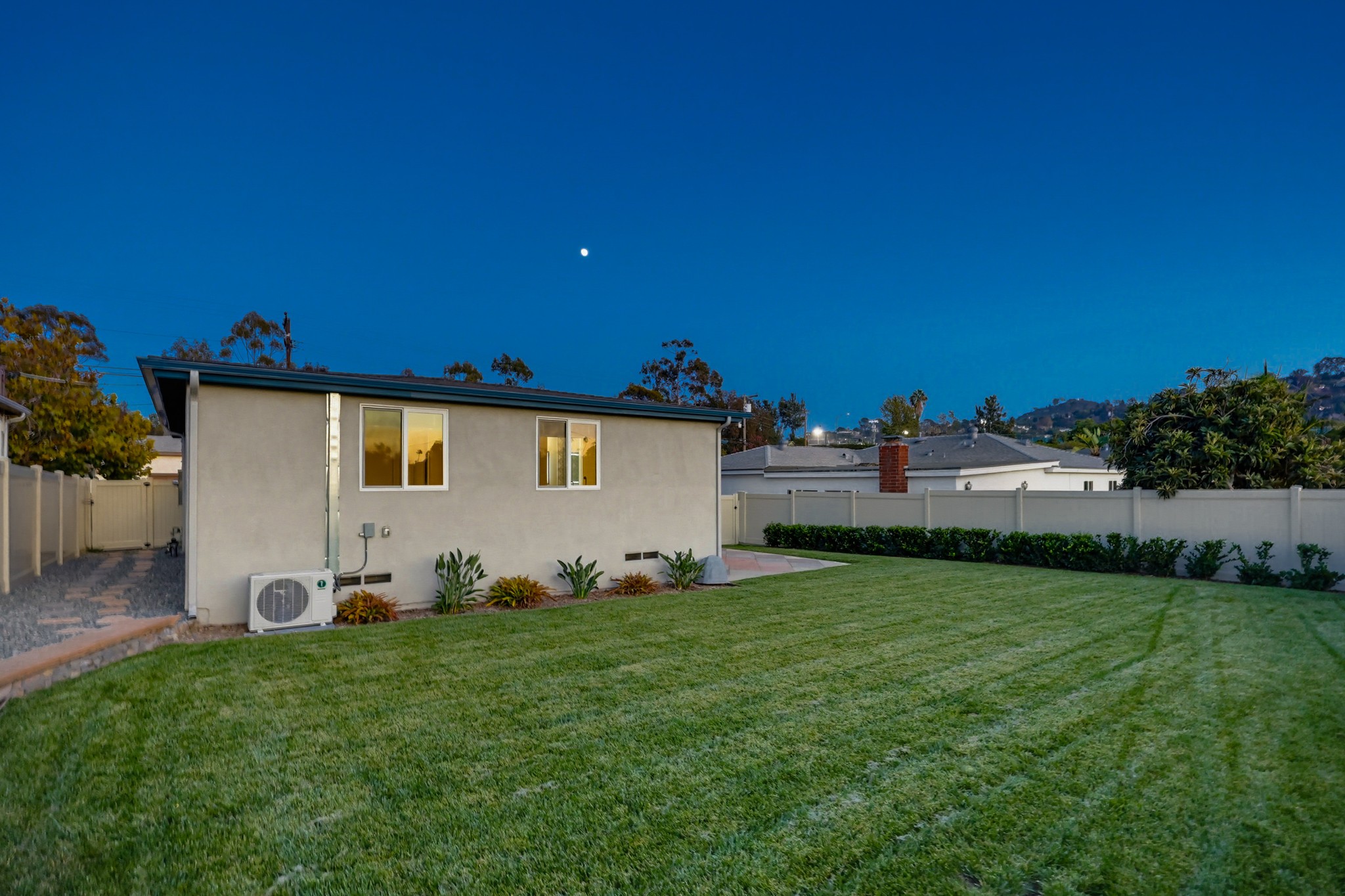 Virtual tour photo 12 of 82 for 5850 Jan Dr
