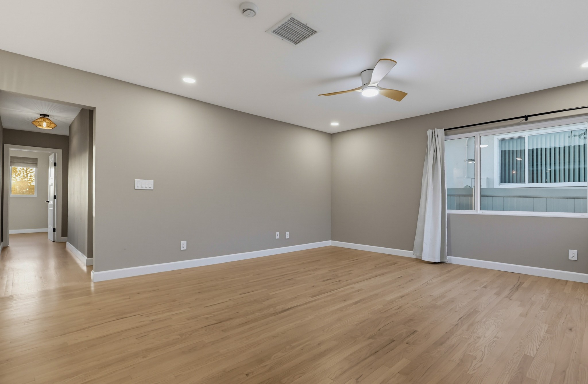 Virtual tour photo 20 of 82 for 5850 Jan Dr