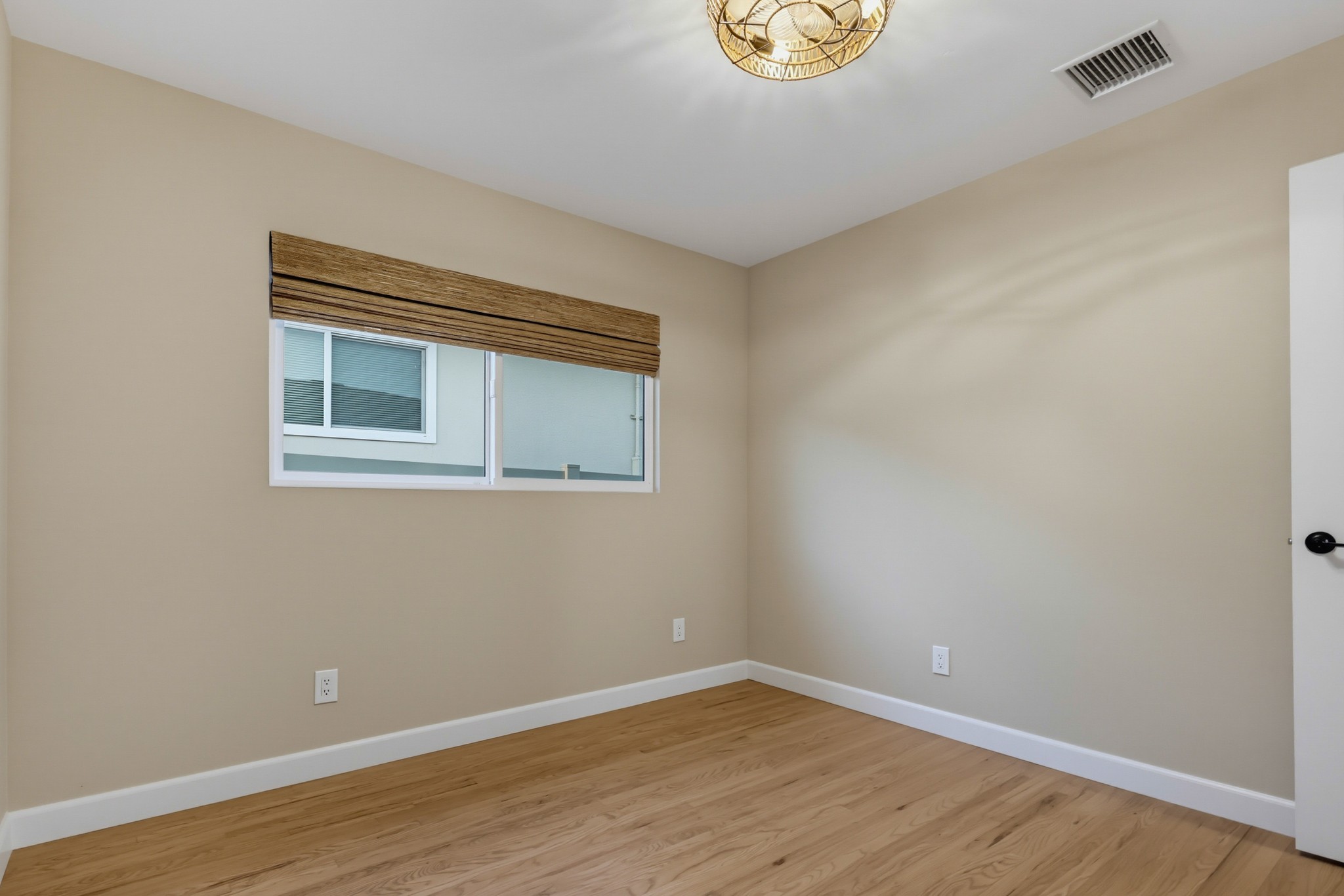 Virtual tour photo 41 of 82 for 5850 Jan Dr