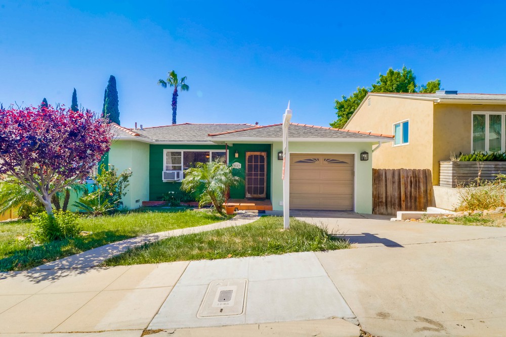 Virtual tour photo 1 of 57 for 5853 Adelaide Ave