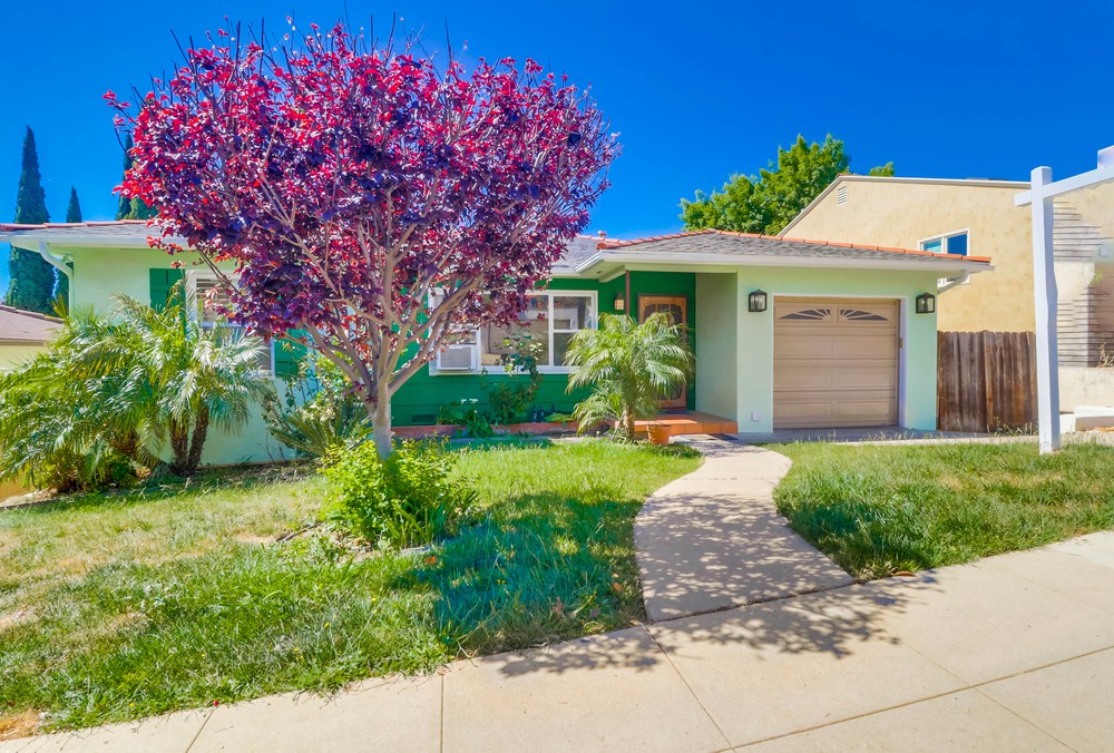 Virtual tour photo 4 of 57 for 5853 Adelaide Ave