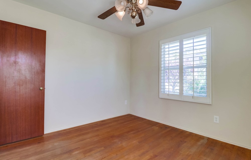 Virtual tour photo 26 of 57 for 5853 Adelaide Ave