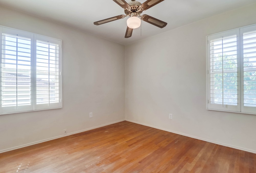 Virtual tour photo 27 of 57 for 5853 Adelaide Ave
