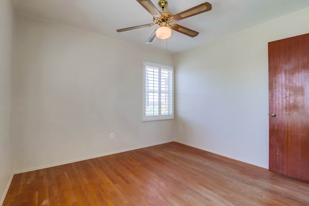 Virtual tour photo 29 of 57 for 5853 Adelaide Ave