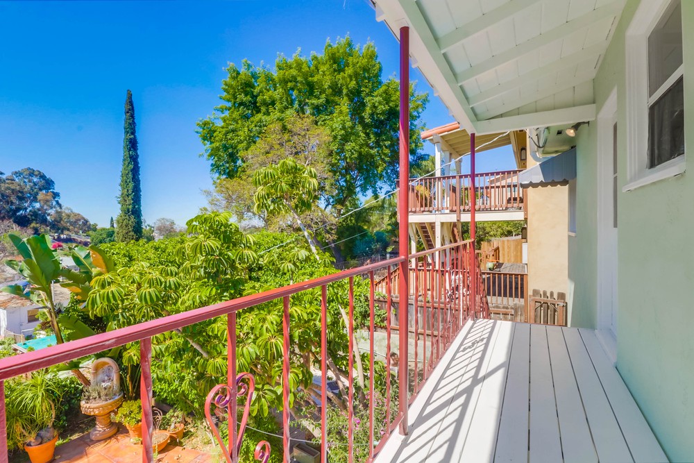 Virtual tour photo 35 of 57 for 5853 Adelaide Ave