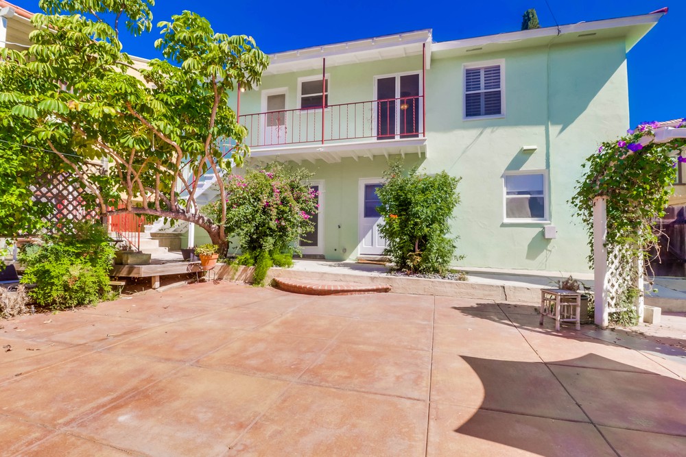 Virtual tour photo 39 of 57 for 5853 Adelaide Ave