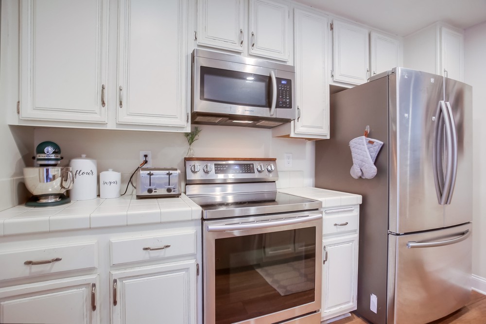 Virtual tour photo 16 of 37 for 5854 Mission Center Rd UNIT C