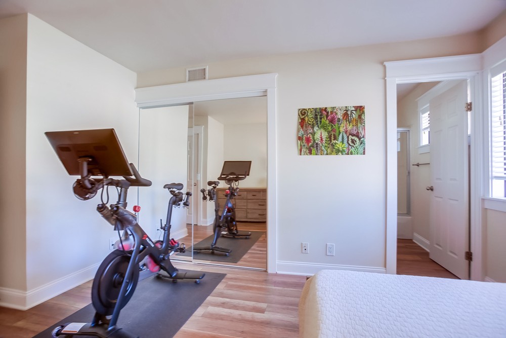Virtual tour photo 25 of 37 for 5854 Mission Center Rd UNIT C
