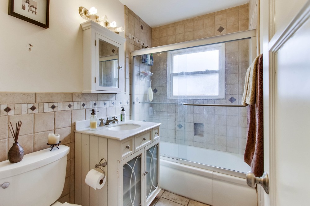 Virtual tour photo 11 of 18 for 5857 Vale Way