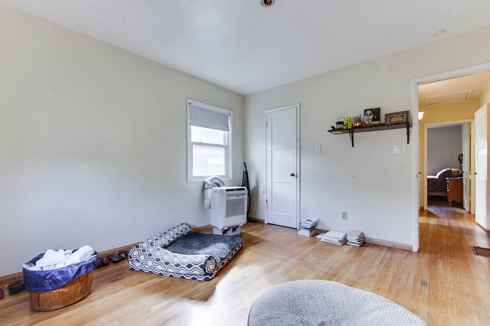 Virtual tour photo 13 of 18 for 5857 Vale Way
